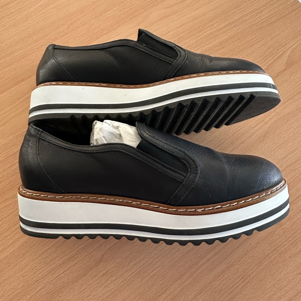 Summit White Mountain platform shoe
